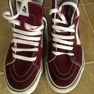 Burgundy Vans Women’s Size 7.5 (Men’s 6)